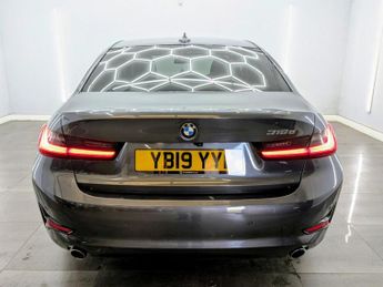 BMW 3 SERIES 2.0 318d SE Saloon 4dr Diesel Auto Euro 6 (s/s) (150 ps)