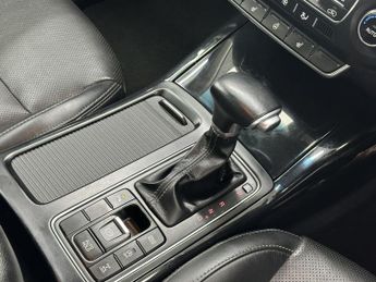 KIA SORENTO 2.2 CRDi KX-2 SUV 5dr Diesel Auto AWD Euro 6 (s/s) (197 bhp)