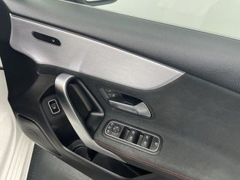 MERCEDES-BENZ A-CLASS 2.0 A200d AMG Line (Premium 2) Saloon 4dr Diesel 8G-DCT Euro 6 (