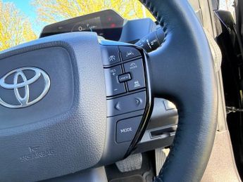 TOYOTA BZ4X 71.4kWh Premiere Edition SUV 5dr Electric Auto AWD (7kW OBC) (21