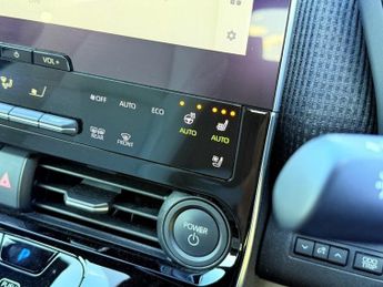 TOYOTA BZ4X 71.4kWh Premiere Edition SUV 5dr Electric Auto AWD (7kW OBC) (21