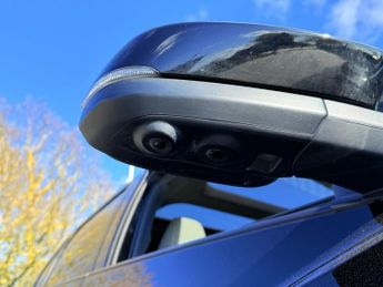 TOYOTA BZ4X 71.4kWh Premiere Edition SUV 5dr Electric Auto AWD (7kW OBC) (21