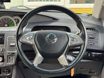 SSANGYONG TURISMO 2.2D EX MPV 5dr Diesel T-Tronic Euro 6 (178 ps)