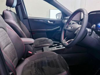 FORD KUGA 2.5 Duratec 14.4kWh ST-Line X Edition SUV 5dr Petrol Plug-in Hyb