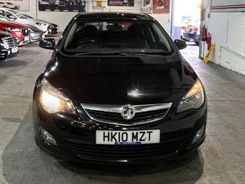 VAUXHALL ASTRA 1.7 CDTi SRi Hatchback 5dr Diesel Manual Euro 5 (125 ps)