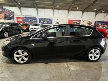 VAUXHALL ASTRA 1.7 CDTi SRi Hatchback 5dr Diesel Manual Euro 5 (125 ps)