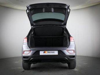 VOLKSWAGEN T-ROC 1.5 TSI Life SUV 5dr Petrol DSG Euro 6 (s/s) (150 ps)