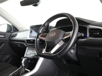 VOLKSWAGEN T-ROC 1.5 TSI Life SUV 5dr Petrol DSG Euro 6 (s/s) (150 ps)