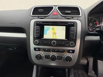 VOLKSWAGEN SCIROCCO 2.0 TSI GT Hatchback 3dr Petrol DSG Euro 5 (Leather, Nav) (210 p