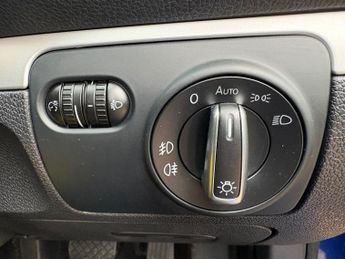 VOLKSWAGEN SCIROCCO 2.0 TSI GT Hatchback 3dr Petrol DSG Euro 5 (Leather, Nav) (210 p