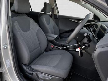 KIA NIRO 1.6h GDi 2 SUV 5dr Petrol Hybrid DCT Euro 6 (s/s) (139 bhp)