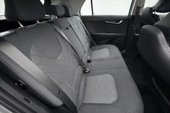 KIA NIRO 1.6h GDi 2 SUV 5dr Petrol Hybrid DCT Euro 6 (s/s) (139 bhp)