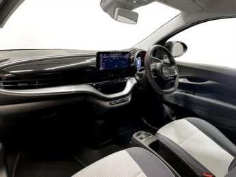 FIAT 500E 42kWh Icon Hatchback 3dr Electric Auto (118 ps)