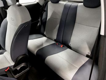 FIAT 500E 42kWh Icon Hatchback 3dr Electric Auto (118 ps)