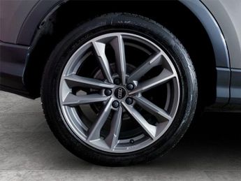 AUDI Q3 1.5 TFSI CoD 35 Black Edition SUV 5dr Petrol S Tronic Euro 6 (s/