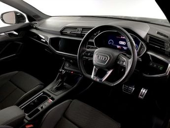 AUDI Q3 1.5 TFSI CoD 35 Black Edition SUV 5dr Petrol S Tronic Euro 6 (s/