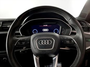 AUDI Q3 1.5 TFSI CoD 35 Black Edition SUV 5dr Petrol S Tronic Euro 6 (s/