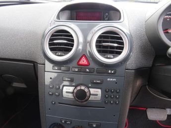 VAUXHALL CORSA 1.4 16V SE Hatchback 3dr Petrol Auto Euro 5 (100 ps)