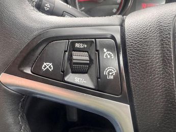 VAUXHALL ASTRA 1.6 16v Energy Hatchback 5dr Petrol Manual Euro 5 (115 ps)