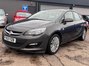 VAUXHALL ASTRA 1.6 16v Energy Hatchback 5dr Petrol Manual Euro 5 (115 ps)
