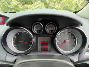 VAUXHALL MOKKA 1.4T SE SUV 5dr Petrol Auto 2WD Euro 5 (140 ps)