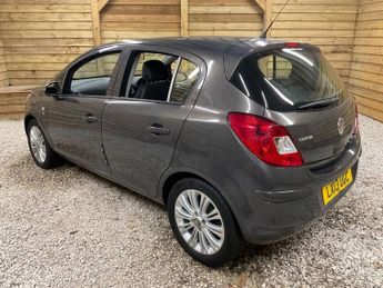 VAUXHALL CORSA 1.4 16V SE Hatchback 5dr Petrol Auto Euro 5 (100 ps)