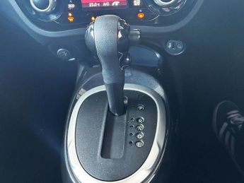 NISSAN JUKE 1.6 Tekna SUV 5dr Petrol XTRON Euro 6 (117 ps) F/S/H X9!! 1 FORM