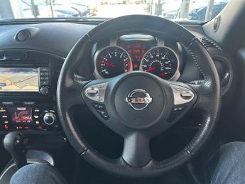 NISSAN JUKE 1.6 Tekna SUV 5dr Petrol XTRON Euro 6 (117 ps) F/S/H X9!! 1 FORM