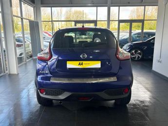 NISSAN JUKE 1.6 Tekna SUV 5dr Petrol XTRON Euro 6 (117 ps) F/S/H X9!! 1 FORM