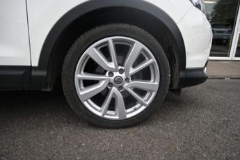 NISSAN QASHQAI 1.6 dCi Tekna SUV 5dr Diesel XTRON 2WD Euro 6 (s/s) (130 ps)