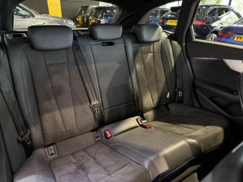 AUDI A4 AVANT 2.0 TDI 35 S line Estate 5dr Diesel S Tronic Euro 6 (s/s) (163 p