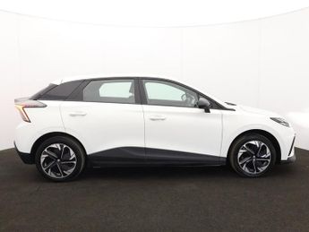 MG MG 4 64kWh SE Long Range Hatchback 5dr Electric Auto (203 ps)