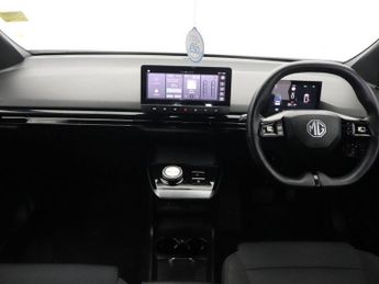 MG MG 4 64kWh SE Long Range Hatchback 5dr Electric Auto (203 ps)