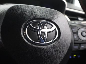 TOYOTA COROLLA 2.0 VVT-h GR SPORT Hatchback 5dr Petrol Hybrid CVT Euro 6 (s/s) 