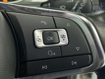 VOLKSWAGEN GOLF 1.4 TSI GTE Nav Hatchback 5dr Petrol Plug-in Hybrid DSG Euro 6 (