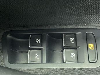 VOLKSWAGEN GOLF 1.4 TSI GTE Nav Hatchback 5dr Petrol Plug-in Hybrid DSG Euro 6 (