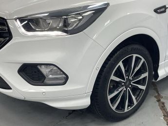 FORD KUGA 1.5 TDCi ST-Line SUV 5dr Diesel Powershift Euro 6 (s/s) (120 ps)