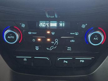 FORD KUGA 1.5 TDCi ST-Line SUV 5dr Diesel Powershift Euro 6 (s/s) (120 ps)