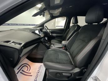 FORD KUGA 1.5 TDCi ST-Line SUV 5dr Diesel Powershift Euro 6 (s/s) (120 ps)