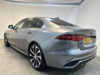 JAGUAR XE 2.0 P250i R-Dynamic Black Saloon 4dr Petrol Auto Euro 6 (s/s) (2