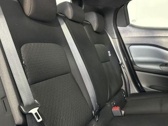 NISSAN JUKE 1.0 DIG-T N-Connecta SUV 5dr Petrol DCT Auto Euro 6 (s/s) (117 p