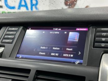 LAND ROVER DISCOVERY SPORT 2.0 TD4 HSE SUV 5dr Diesel Auto 4WD Euro 6 (s/s) (180 ps)