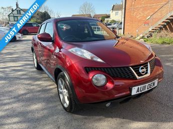 Nissan Juke 1.6 Acenta SUV 5dr Petrol Manual (117 ps)