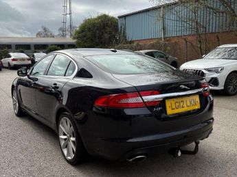 JAGUAR XF 3.0d V6 Premium Luxury Saloon 4dr Diesel Auto (240 ps)