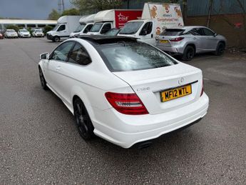 MERCEDES-BENZ C-CLASS 1.8 C180 BlueEfficiency AMG Sport Coupe 2dr Petrol G-Tronic+ (st