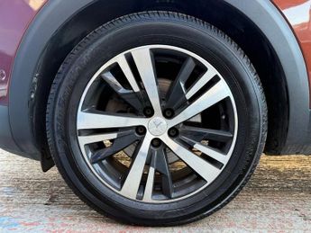 PEUGEOT 3008 1.2 PureTech Allure SUV 5dr Petrol EAT Euro 6 (s/s) (130 ps)