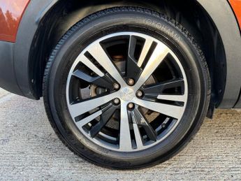 PEUGEOT 3008 1.2 PureTech Allure SUV 5dr Petrol EAT Euro 6 (s/s) (130 ps)