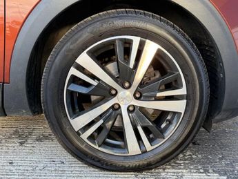 PEUGEOT 3008 1.2 PureTech Allure SUV 5dr Petrol EAT Euro 6 (s/s) (130 ps)