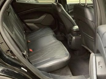FORD MUSTANG MACH-E Standard Range 70kWh SUV 5dr Electric Automatic (269 ps)