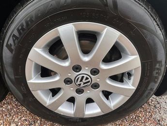 VOLKSWAGEN GOLF PLUS 1.9 TDI PD Luna Hatchback 5dr Diesel Manual (146 g/km, 103 bhp)